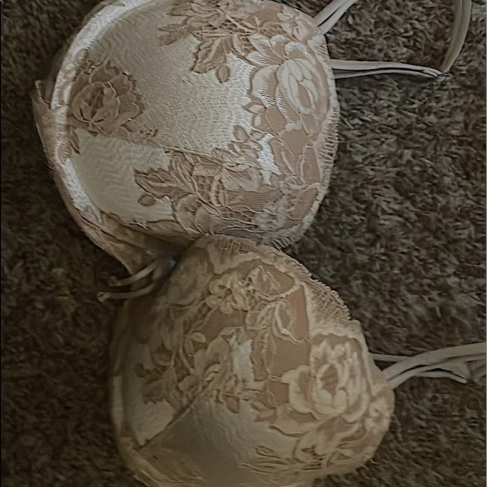 victoria secret bra 34D